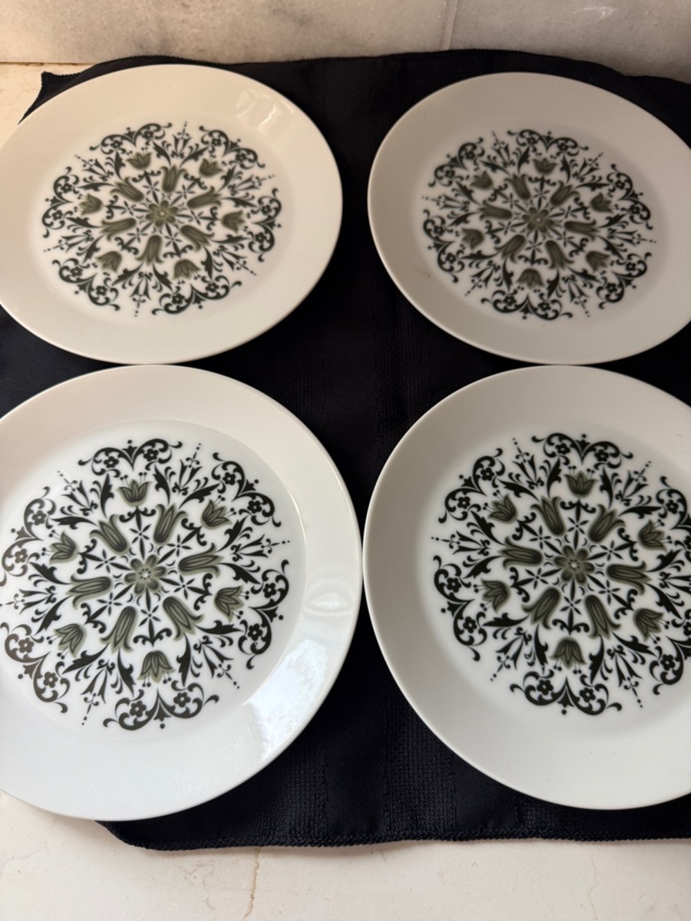 Set of 4 Sears Meteor Luncheon Plates vintage 1969 Japan 3916 7.5”